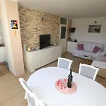 Apartament Tihana *